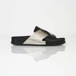Batz Marina black gold