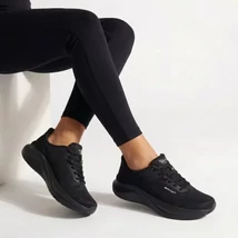 Batz PowerPlate woman fekete  Új generációs sportcipő cserélhető talpbetéttel, rendkívül könnyű, rugalmas és puha talpszerkezettel – mely elnyeli a lépések során keletkezett ütéseket, kíméli az ízületeket és dinamikus mozgást biztosít.